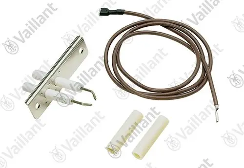 Vaillant Elektrode mit zwei weißen Isolierungen und einer Anschlussleitung. Enthält außerdem zwei zusätzliche Isolierungselemente.